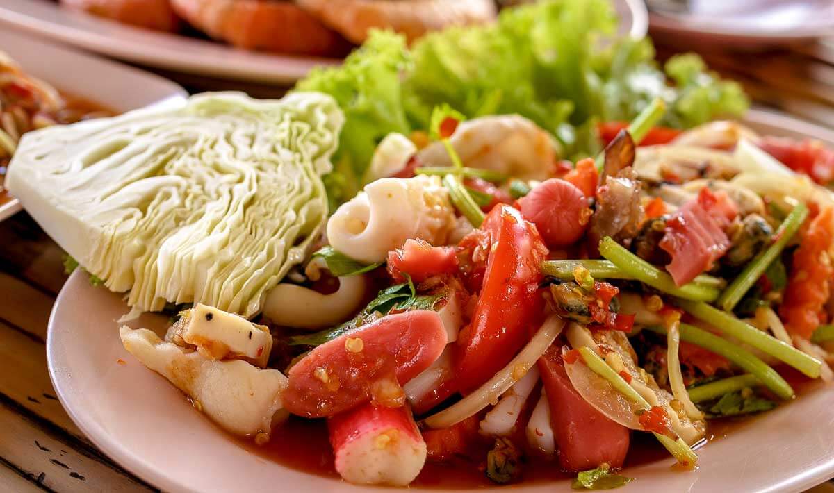 Mouth-watering spicy salad 9