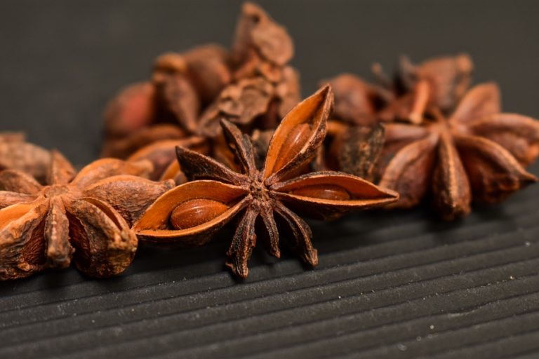 辛香精油 Spicy